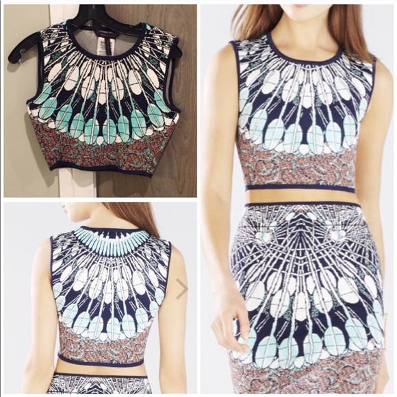 BCBGMaxAzria Tops - BCBG Mayim Batik Fans Crop Sweater BCBGMaxAzria Tops - BCBG Mayim Batik Fans Crop Sweater